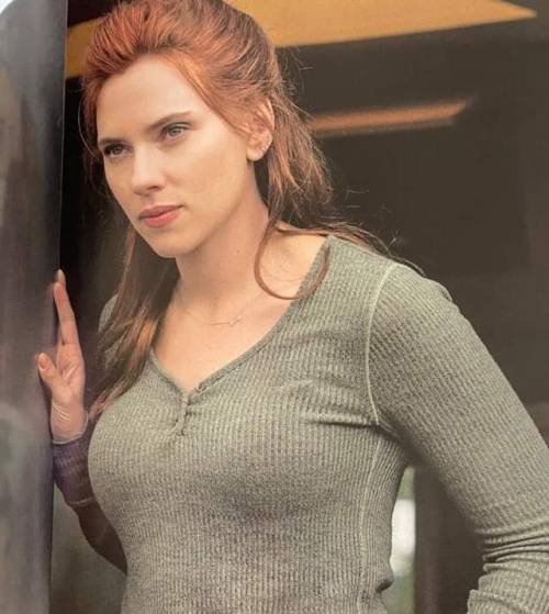 Is Black Widow trying to tell us something? (Hint: look at the necklace) :  r/marvelstudios