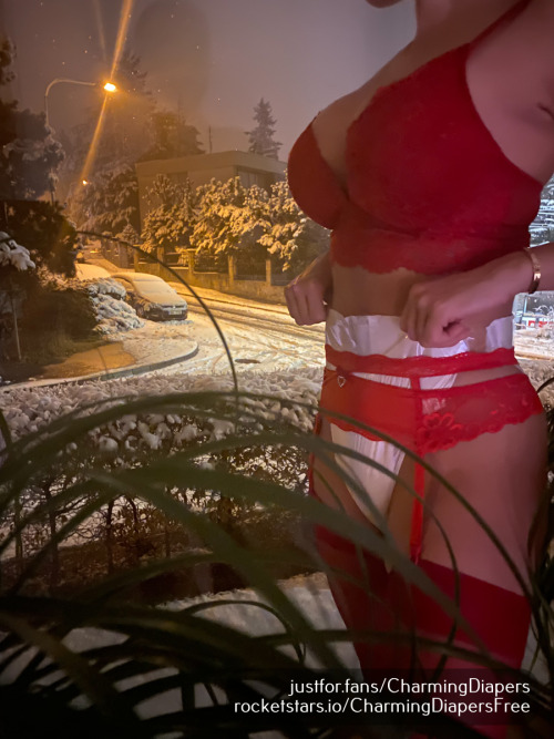charmingdiapers: First snow has come. I wear a real vintage diaper, those with plastic feeling, that