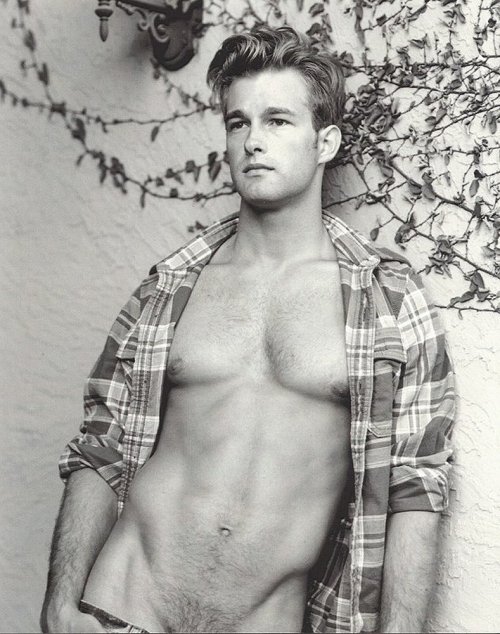 anotherhot:  Hot Model: Ellis McCreadie http://fuckfunamous.blogspot.com.ar/2014/04/hot-model-ellis-mccreadie.html