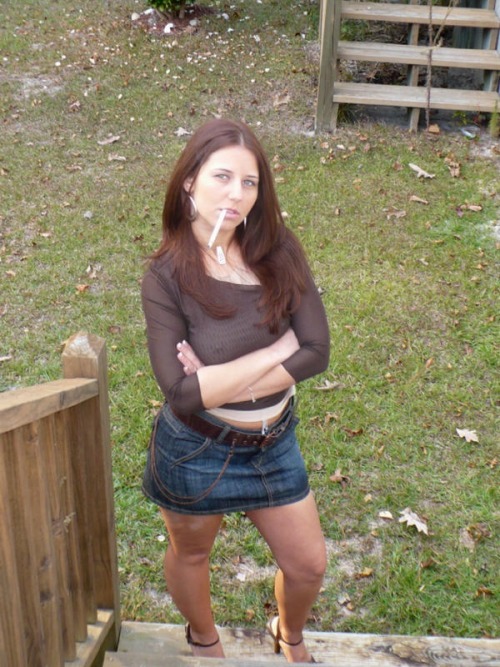 adam12069: totallysexysmoking: like to hike her skirt up ABSOLUTELY