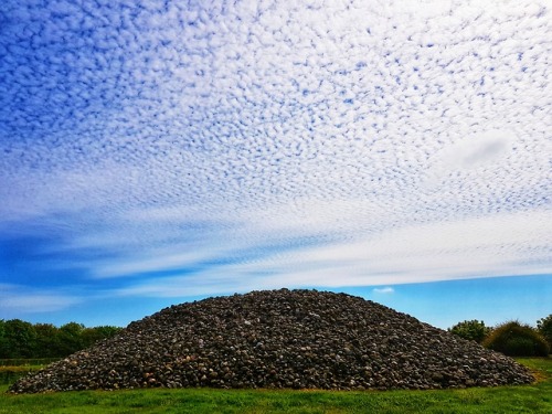 Memsie Burial Cairn, Memsie, Scotland, 29.5.18. A large and well preserved burial mound; one of a nu