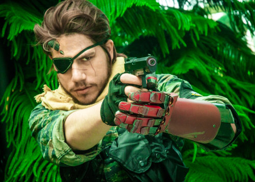 mechanicalspiral:Big Boss/Venom Snake - Katsucon 2016 (Part 1) Venom Snake - (me) Photographer - G