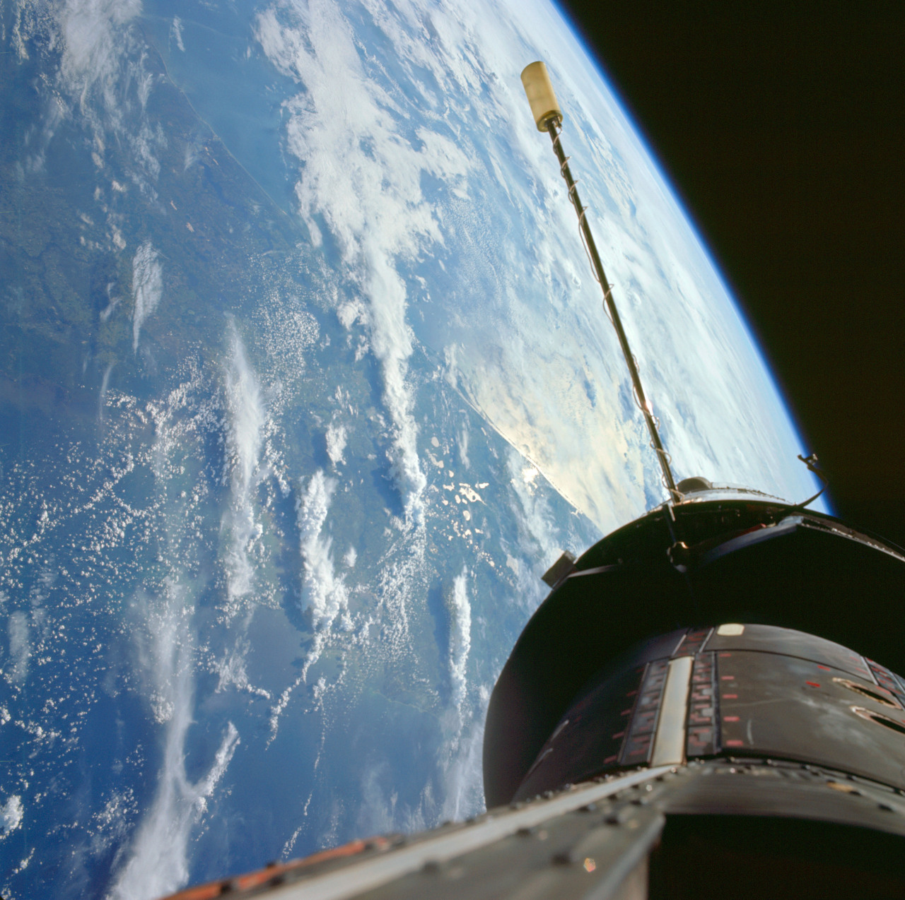 humanoidhistory:
“Behold the planet Earth on September 14, 1966, as seen during the Gemini 11 mission. (NASA)
”