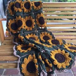 cranberried:  sunflower blanket - click for
