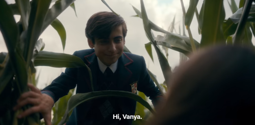 renatapatata:ok but from the dry sarcasm with Diego and Luther to this much softer approach with Van