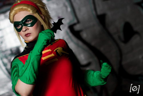 breathless-ness:  Stephanie Brown the 4th Robin.I love everything about this costume :D was so easy to make and very comfortable to wear Costume made and worn by Breathless-ness / DA / FBPhotography by E PhotographyMask by 4th Wall Design 