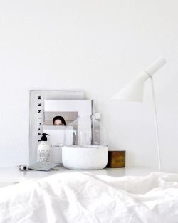 whiteminimal:my blog will bring u peace -