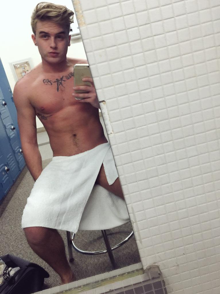 colungafrank:  Felix Warner twitter pics