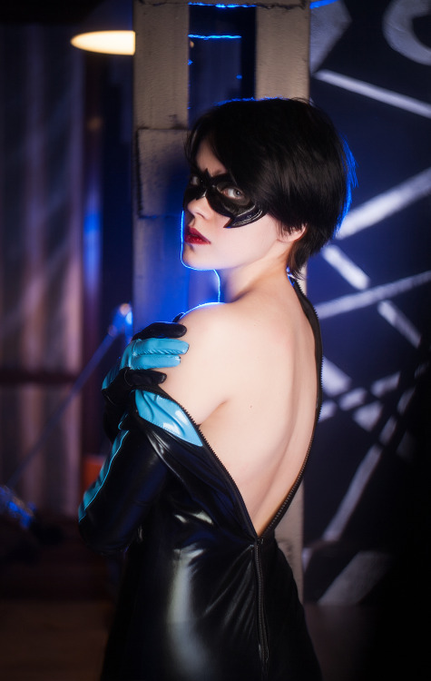 govnanavernisuka: Photo\edit - me :> (yes, i do photos time by time) Cosplayer - Gangrele Female Nightwing 