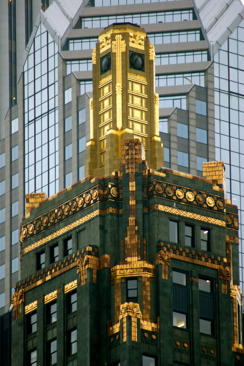 Porn Pics mizzgmr:  Carbide and Carbon Building, 2013