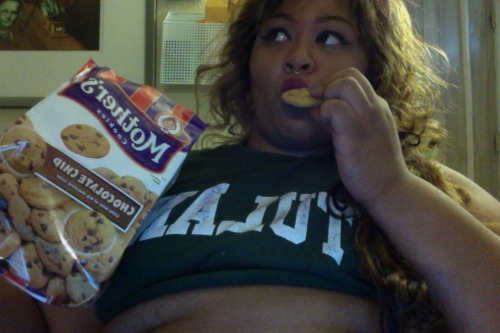 marfmellow:*eats cookies*…oh you want some?nahhhhh bye