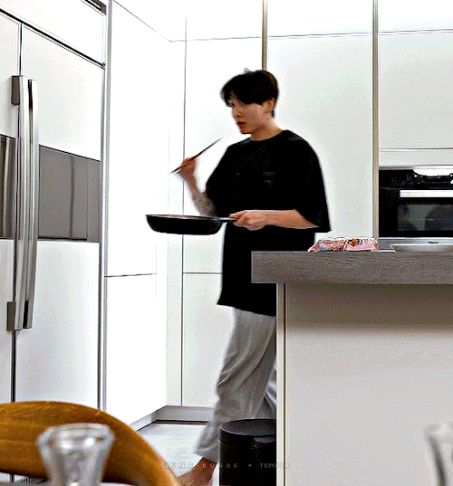 Jungkook Cooking At Jimins Place