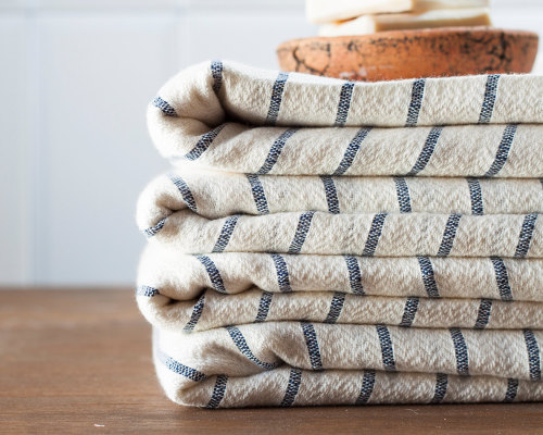 Bamboo Cotton Turkish Towel by LongestThread. (via beeslikehoney) Queued