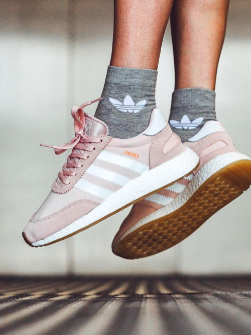 iniki adidas rosa