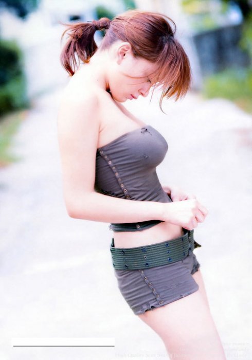 etoystk:  takaakik:  ak47:  kagurazakaundergroundresistance:  (via handa)(via cute-girls)