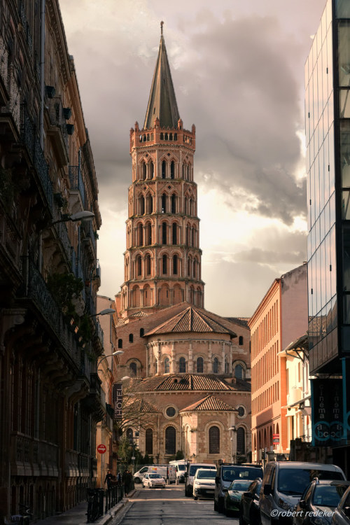 allthingseurope:Basilica of Saint-Sernin, Toulouse, France (by Robert Redeker)