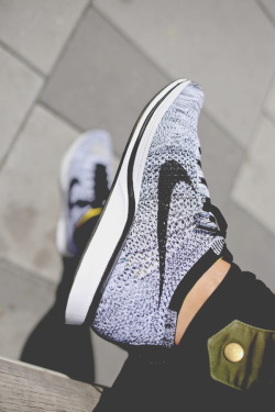 unstablefragments:  Nike Flyknit Racer via Sneaker-zimmer