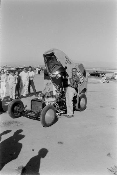 hotrodzandpinups:  Vintage Drags
