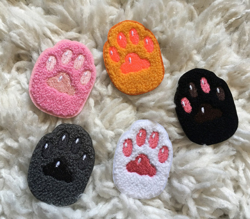 Kitty paw patches are now available in my little store! :D They are fuzzy with little embroidered be