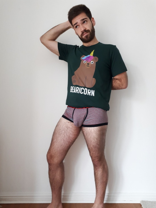 fabribrod: Loving my new tee! 