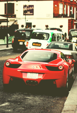 Passion-Sport-Motors:  458 Italia 