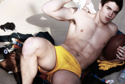 a-sorta-fairytale:  Steve Grand (singer of All-American Boy) 