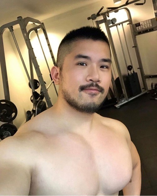 asians-with-beards.tumblr.com - Hot Asian men with beards