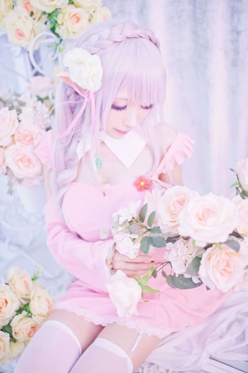 Emilia - Mon