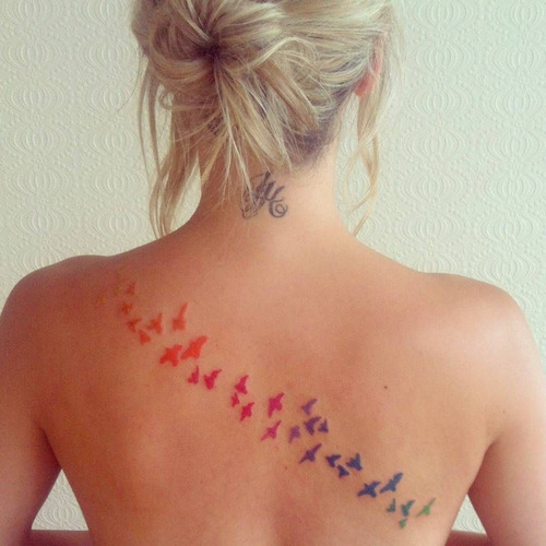 the-sexylosers-club:  I’m a body positive blog. Follow my blog for inspirational/motivational photos and foodporn + lots of recipes. :)