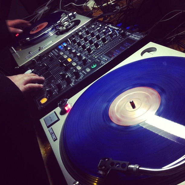 panikrock:  In the Rogue’s Den #lab #dj #deejayin #vinyl #serato #technics #1200