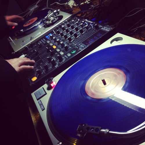 panikrock:  In the Rogue’s Den #lab #dj #deejayin #vinyl #serato #technics #1200 #tba #thembaddapples 