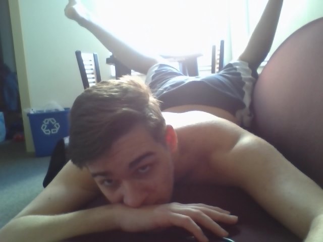 fantasticplaneteer:  is this how you couch?  