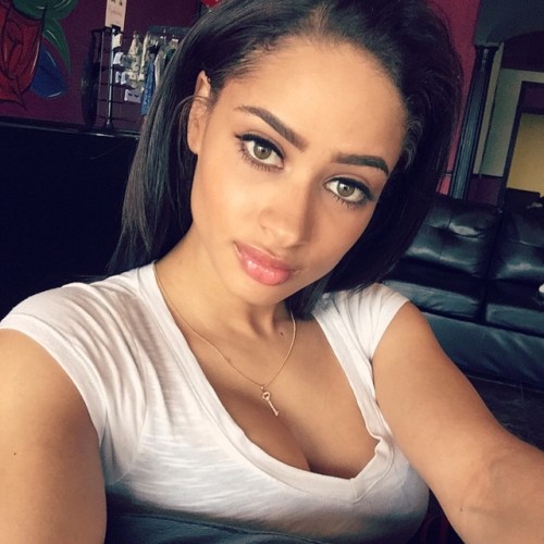 allthingsbootiful:  Tori Hughes adult photos