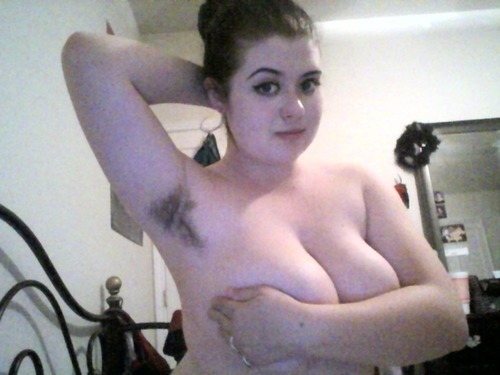 no-shave-forever:  hairypitsclub:  Big tits and hairy pits! t(-__-)t  Gorg. 