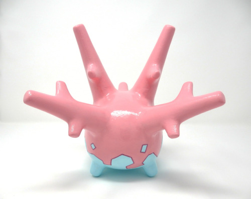 Corsola figure is now finished! This figure is 8in tall and printed with 5 parts. It took a long tim