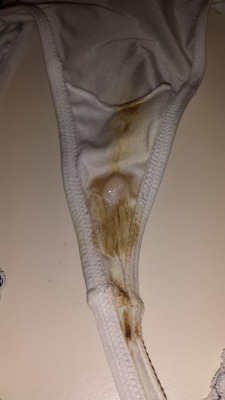 Anon submitted: Close up of the dirty wet