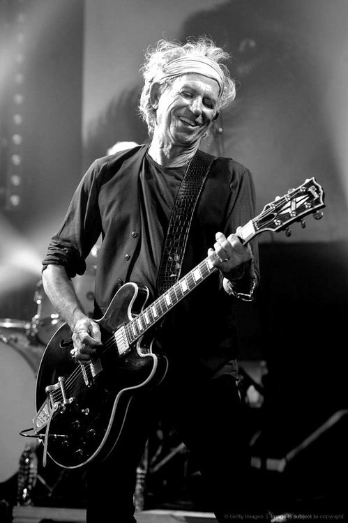 rollingstoned:  KEITH RICHARDS (Via thelivingsickness)  