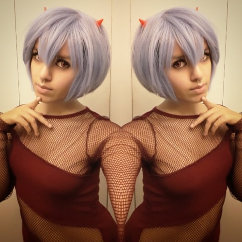 chuggeyartandcosplay:I finished cutting and styling my lilith wig, can’t wait to make the outfit lat