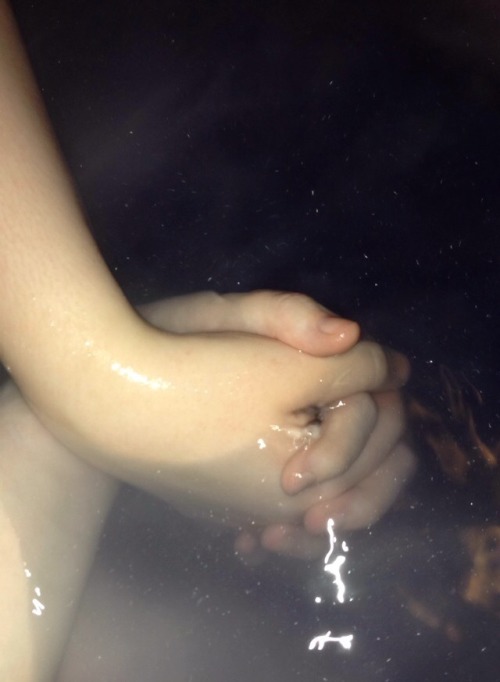 fairybub:  peachgirl:  we took a bath in space  we are clearly space princesses where are our tiaras