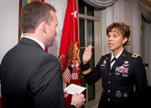 thoughtsofablackgirl:  Girls&WomenToKnow: Lt. Gen. Nadja West.Thursday, December 17th history was made when Senate confirmed Lt. Gen. Nadja Y. West as the new Army Surgeon General and Commanding General, U.S. Army Medical Command. This makes West