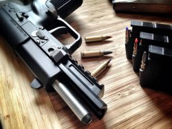 everyday-cutlery:  FN Five-seveN by bwhoback