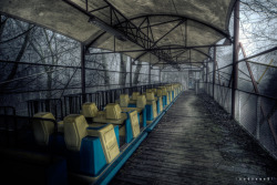 abandonedandurbex:  Ghost Coaster in abandoned