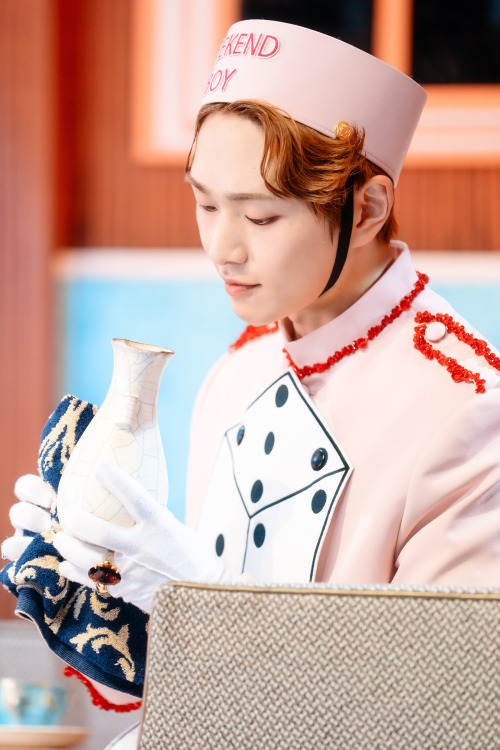 [220417] Onew @ SBS InkigayoCredit: SBS 인기가요 