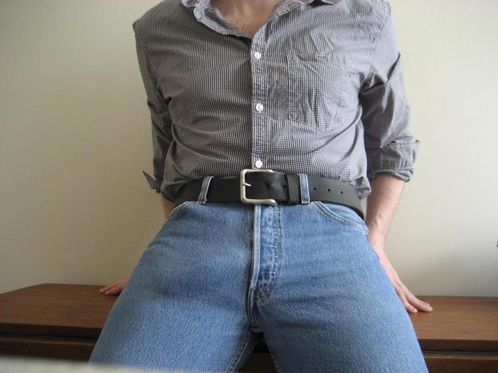 jeansluvver:  Let them jeans show wot you’ve got 