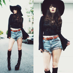 streetstyle-247:  Untitled on We Heart It.