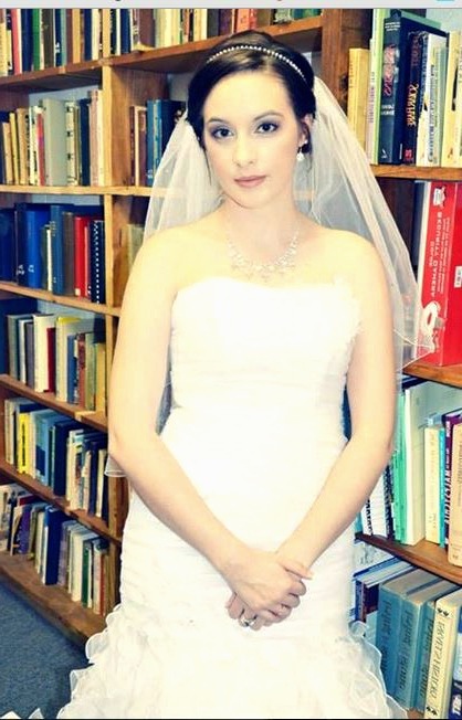 newslutzz: Caitlin Nicole Lee - Lebanon Junction, Kentucky