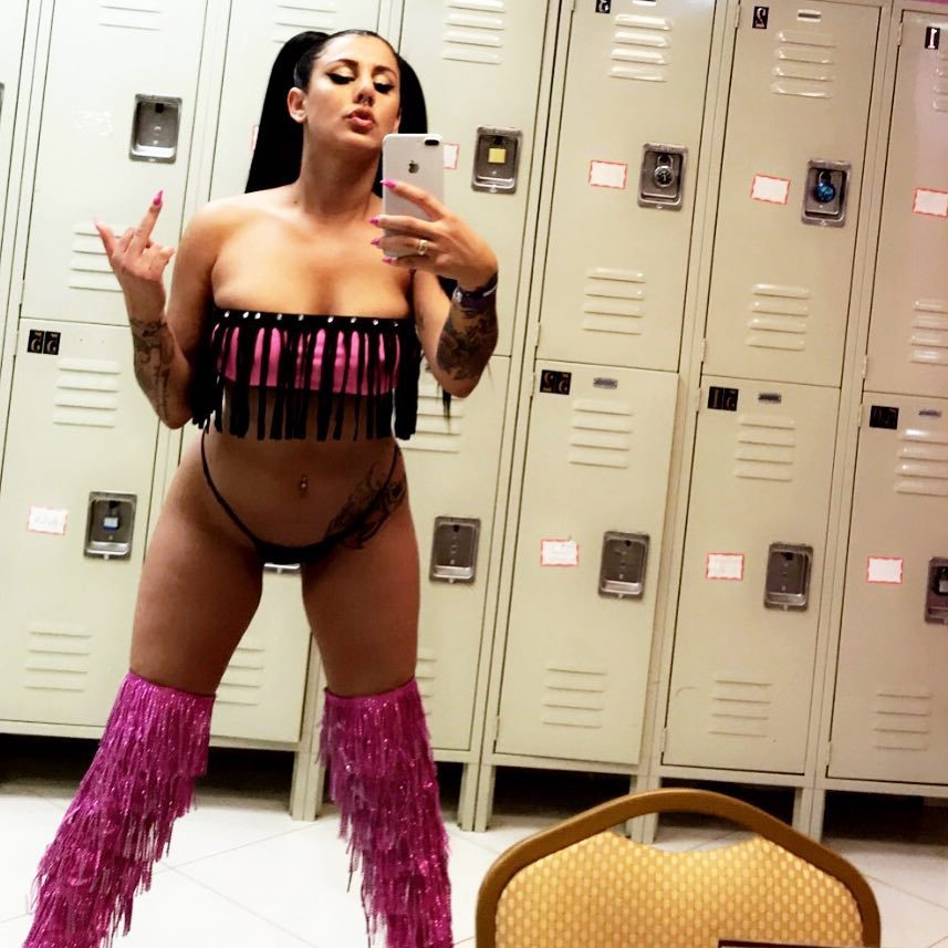stripper-locker-room:  https://www.instagram.com/perrsiiaa/