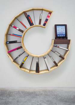 squeedesign:  Racconto Plurale bookcase This