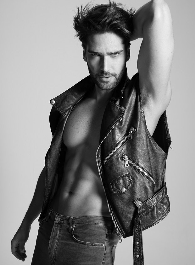 malemodelscene:  Breno Barbosa at Fly Models by Saverio Cardia