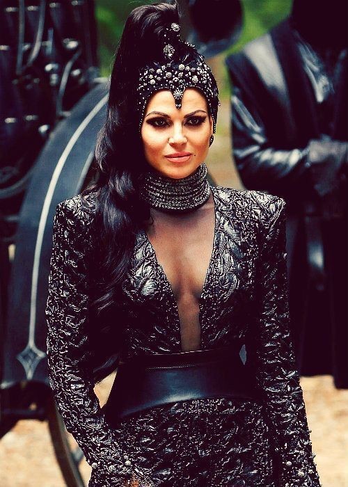 evil-regal08:  @LanaParrilla